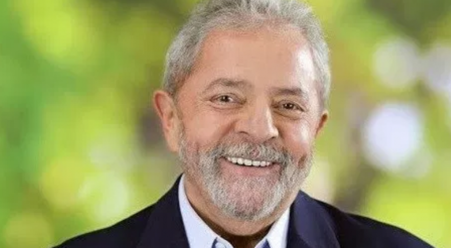 Lula é eleito presidente do Brasil pela primeira vez-0