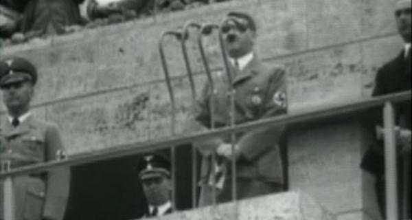 Adolf Hitler abre os Jogos de Berlim-0