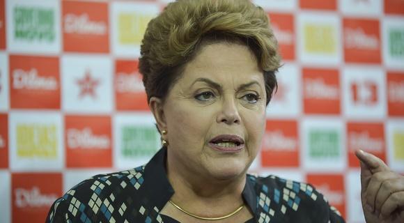 Senado aprova abertura de impeachment e presidente Dilma Rousseff é afastada do cargo-0
