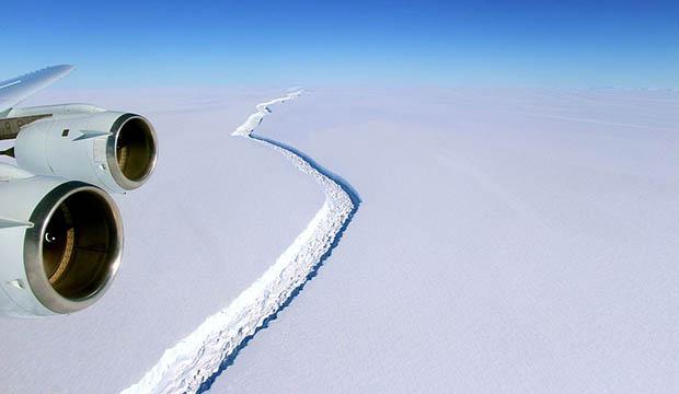 Fenda profunda na Antártica ameaça deixar um iceberg gigante à deriva-0