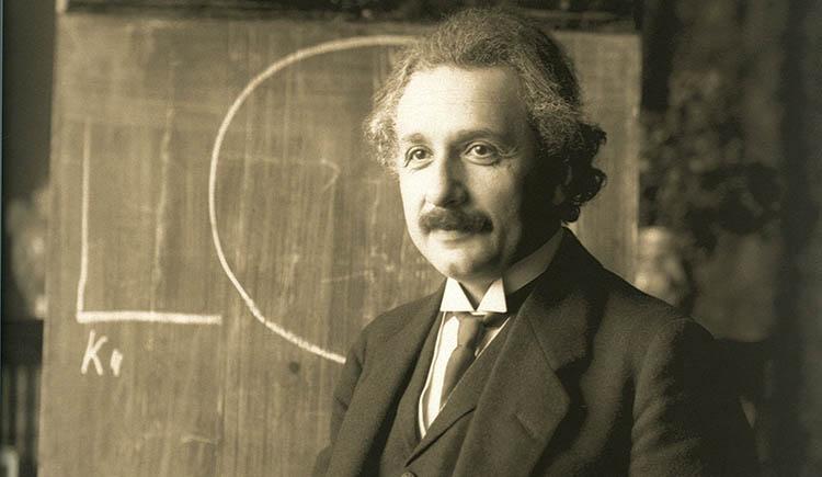 A teoria da felicidade que Albert Einstein escreveu de próprio punho-0