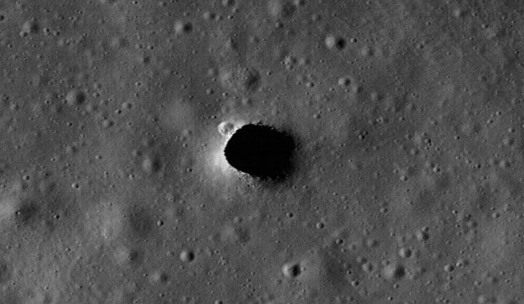 Caverna gigante na Lua poderá ser usada como abrigo humano-0