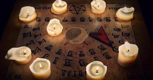 Como funciona o Ouija, o canal de contato com os mortos-0