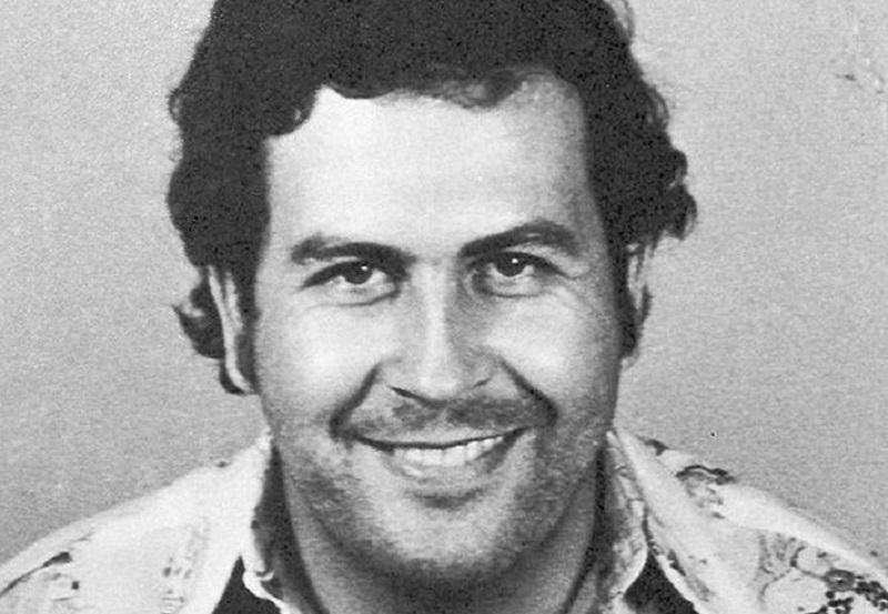 Pablo Escobar foge da prisão-0