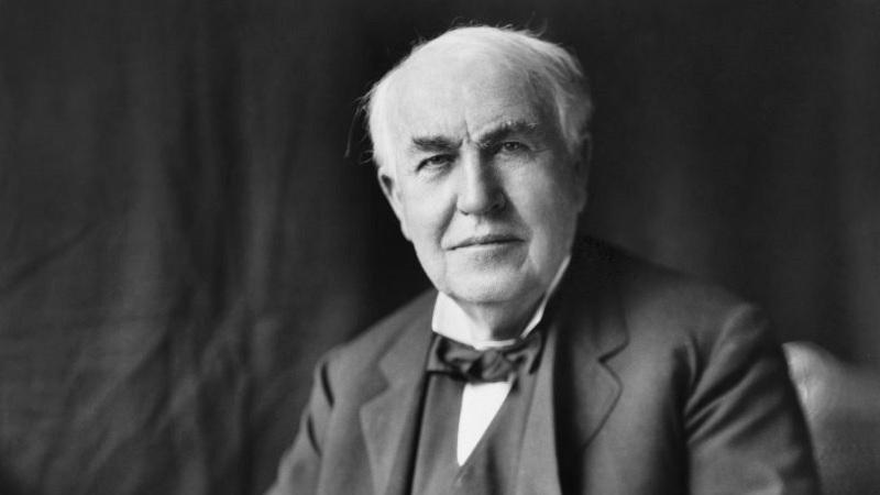 O adeus de Thomas Edison, inventor e homem de negócios-0