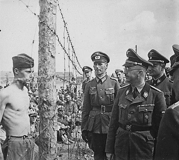 Himmler decide dar início aos experimentos com prisioneiros em Auschwitz-0