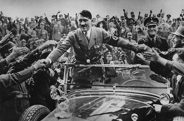 Adolf Hitler se torna presidente da Alemanha-0