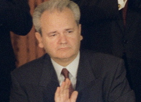 Nasce Slobodan Milosevic, ex-presidente da Sérvia e da Iugoslávia-0