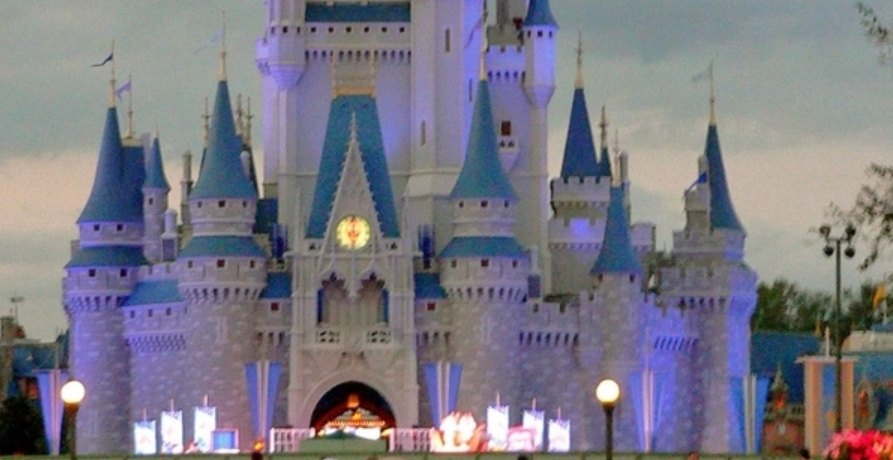 Walt Disney World abre suas portas ao público-0