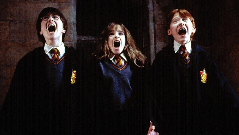 Primeiro filme da série Harry Potter é lançado-0