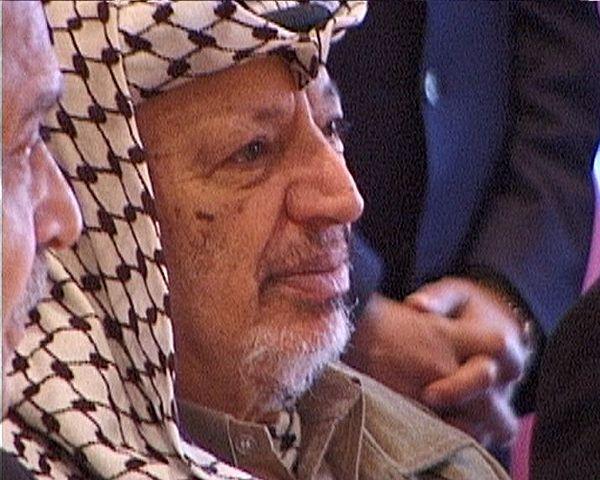 Morre o líder palestino Yasser Arafat-0