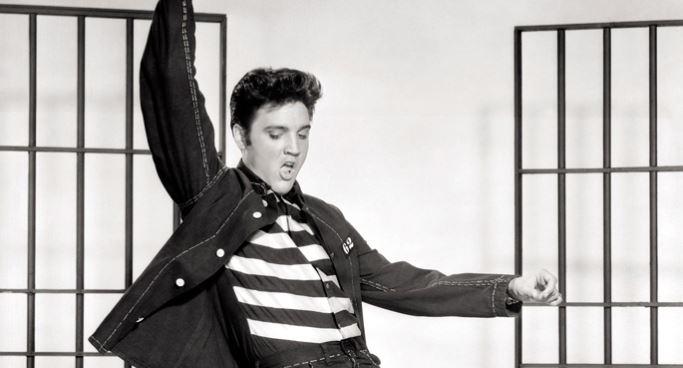 Nasce o lendário Elvis Presley, cantor e ator norte-americano -0