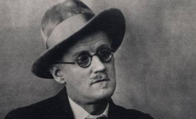Nasce o escritor irlandês James Joyce-0
