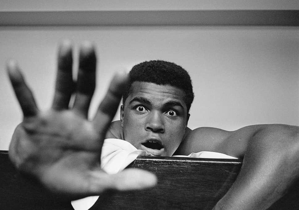 Proibido de lutar, Muhammad Ali anuncia retirada dos ringues-0