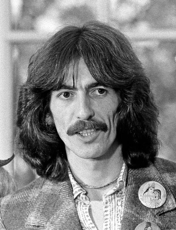 Nasce George Harrison, o mais novo integrante dos Beatles-0