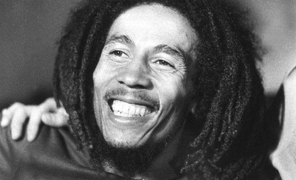Morre o mítico cantor e compositor Bob Marley-0
