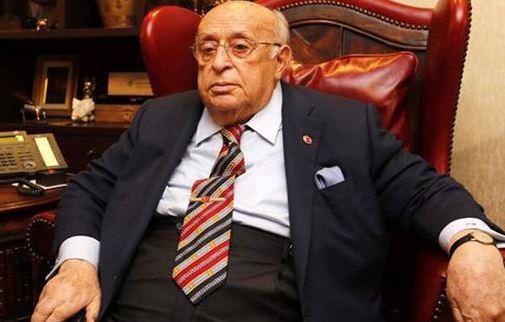 Suleymán Demirel é eleito presidente da Turquia-0
