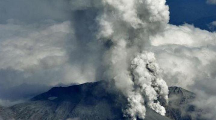 Acontece a última erupção do vulcão Tokachi, no Japão -0