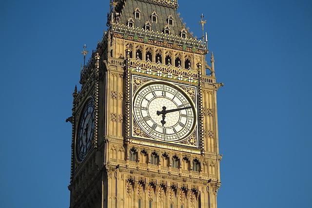 Relógio Big Ben de Londres dá suas primeiras badaladas-0