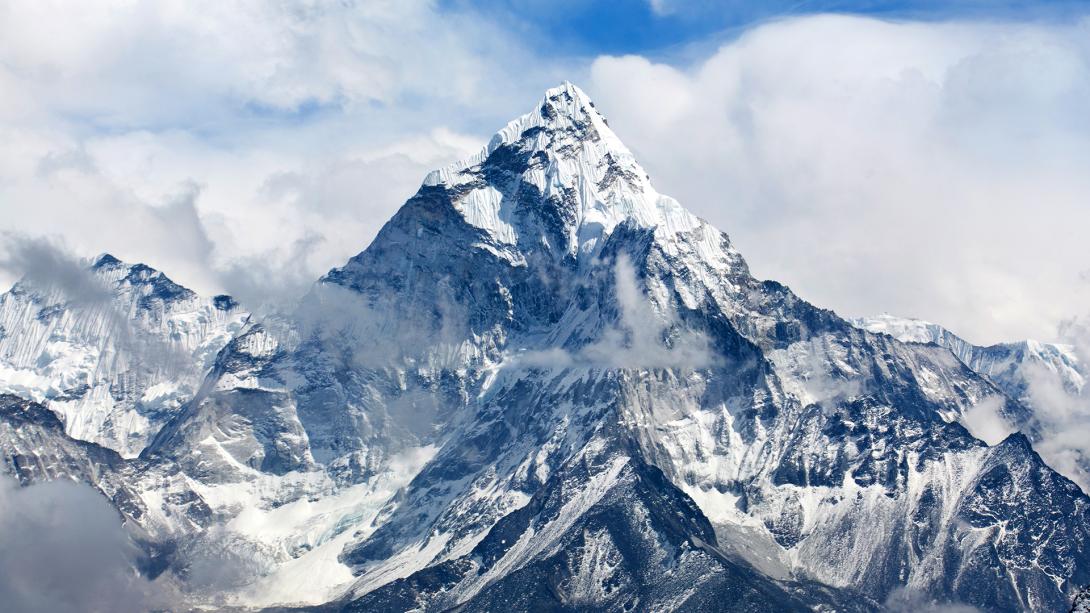Mais alto da Terra, Monte Everest é conquistado pela primeira vez-0