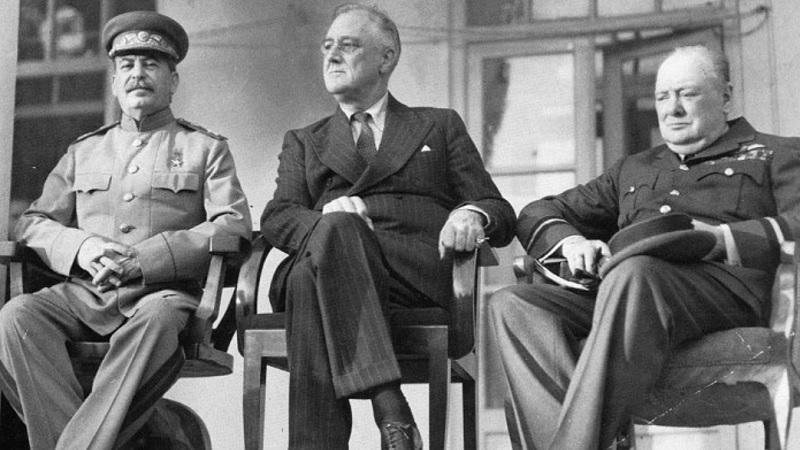 Líderes dos EUA, URSS e Reino Unido se reúnem na Conferência de Teerã-0