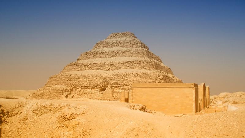 Imhotep, o gênio egípcio que criou a primeira pirâmide-0