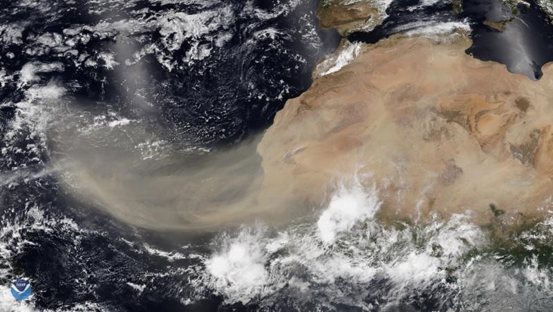 Nuvem de poeira "Godzilla" vinda do Saara alcança as Américas-0