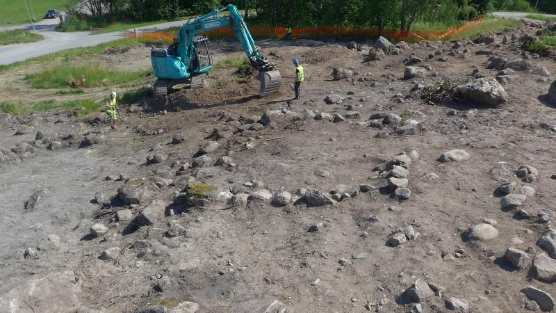 Arqueólogos encontram ruínas de fazenda viking de mil anos na Suécia-0