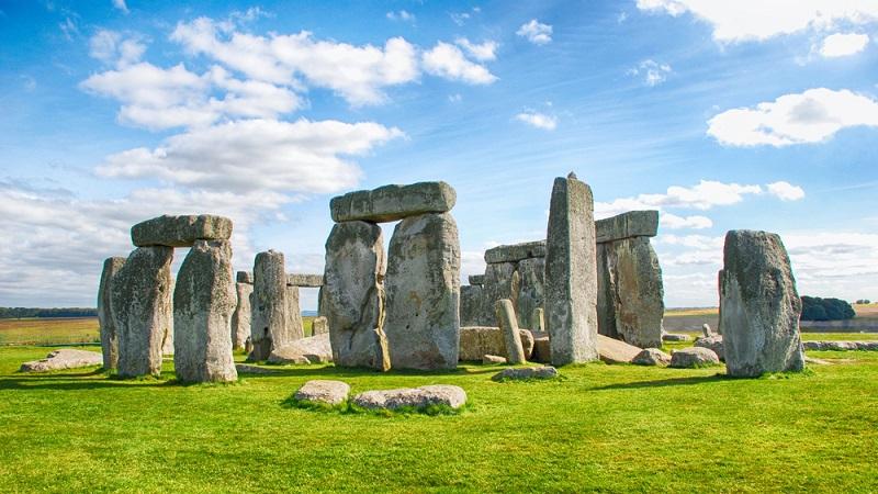Pesquisadores desvendam mistério da origem das rochas gigantes de Stonehenge-0
