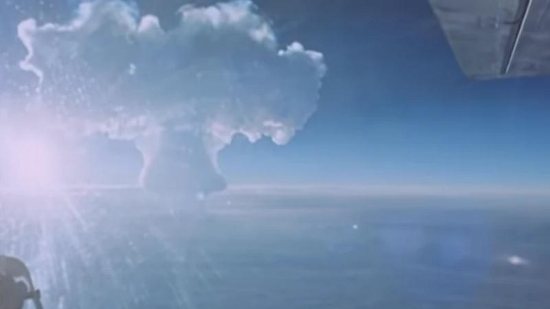 Rússia libera imagens secretas de teste com a bomba nuclear mais poderosa do mundo-0