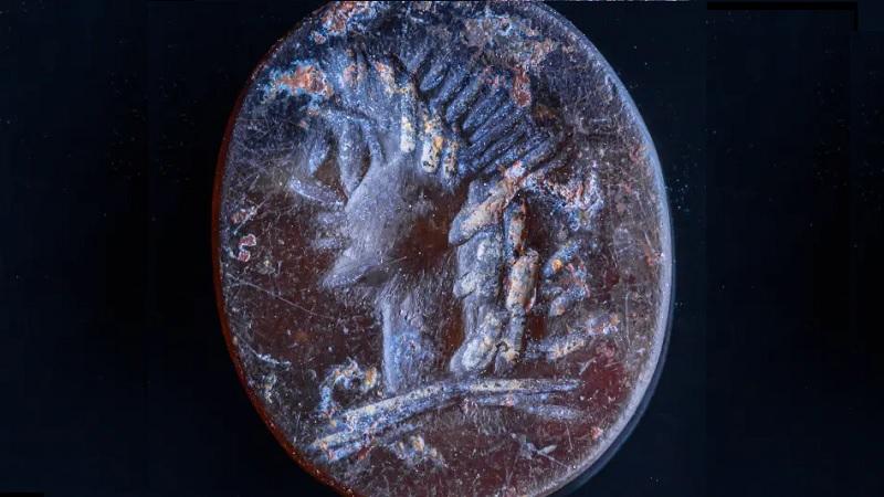 Rara imagem de deus grego de 2 mil anos encontrada em Israel intriga pesquisadores-0