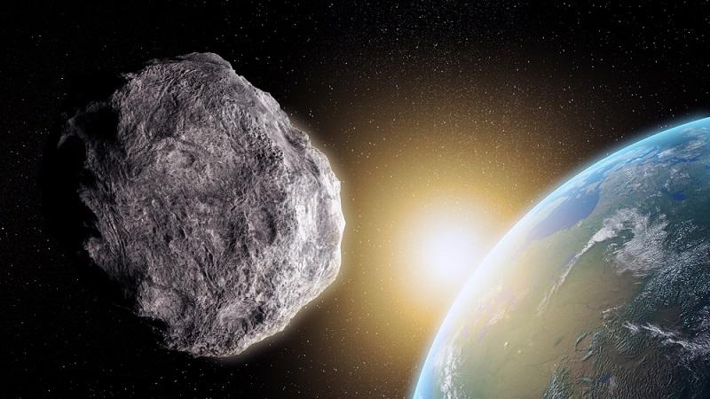 Asteroide do tamanho da pirâmide de Gizé passará "raspando" pela Terra neste sábado-0