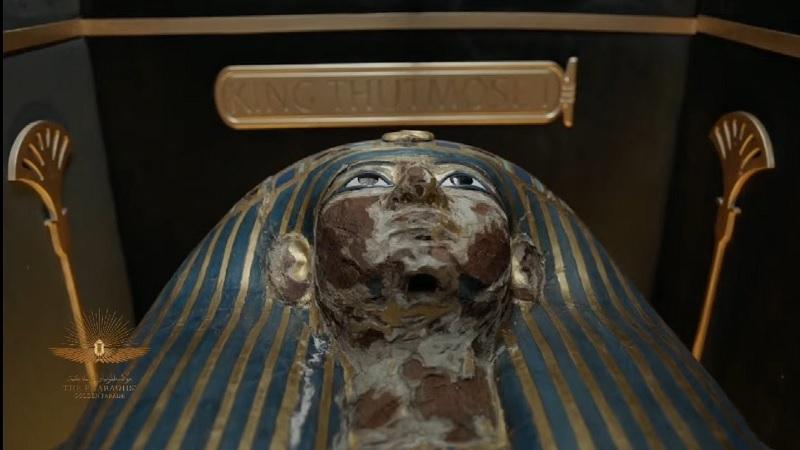 Egito promove espetacular desfile de múmias de faraós: veja imagens-0