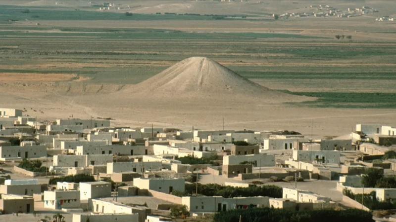 Pesquisadores desvendam mistério por trás de estrutura em forma de pirâmide na Síria-0