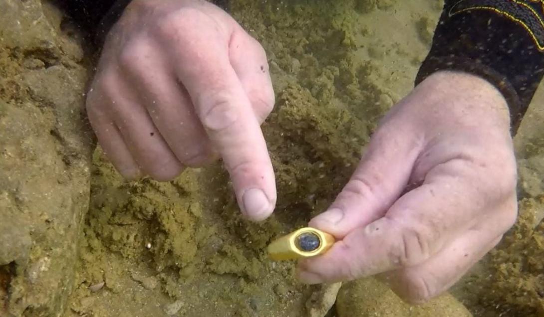 Tesouro do início do cristianismo é encontrado no fundo do mar em Israel-0