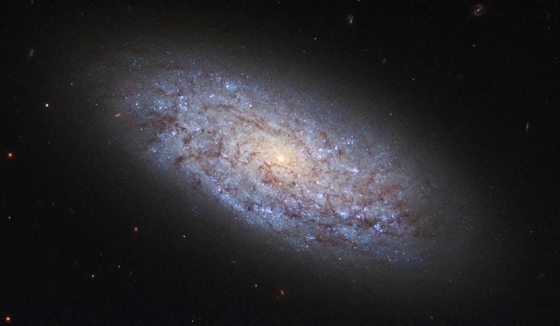 Astrônomos descobrem um misterioso objeto que gira ao redor do centro da Via Láctea-0