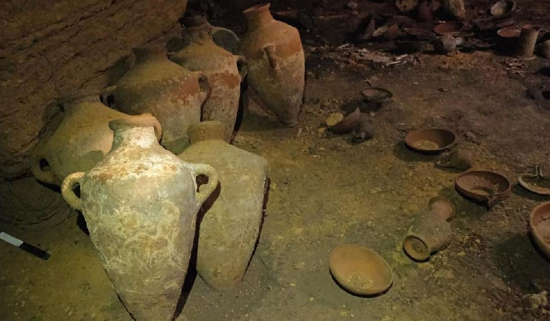 Artefatos da época do Êxodo bíblico são encontrados em caverna em Israel-0