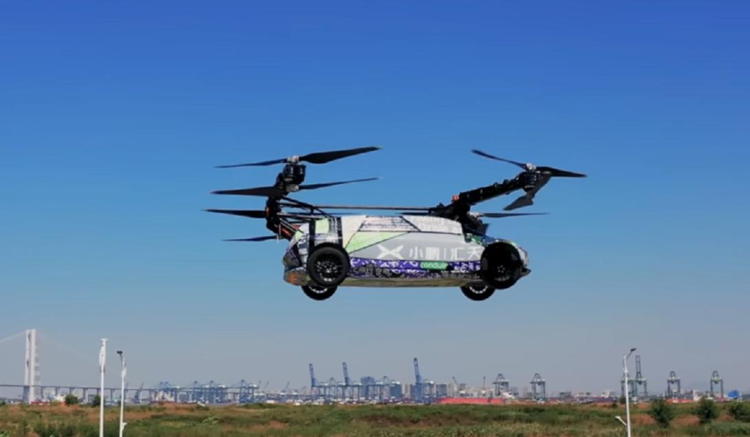 Empresa chinesa apresenta protótipo de veículo voador que mistura carro e drone (VÍDEO)-0