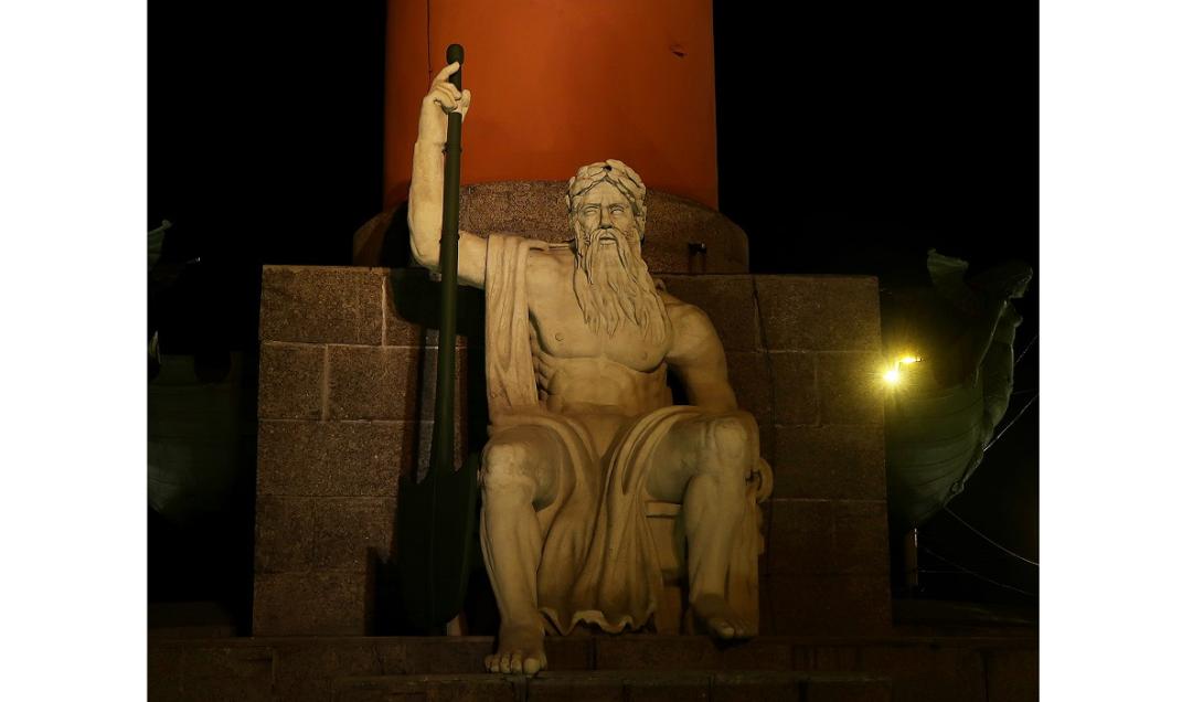 Ruínas de templo de Poseidon são encontradas em local atingido por tsunamis na Grécia-0