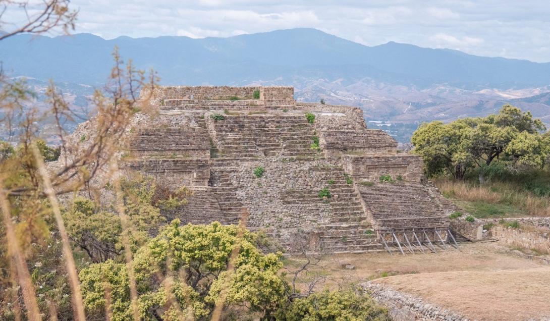 Ruínas de monumental cidade maia são descobertas nas selvas do México-0