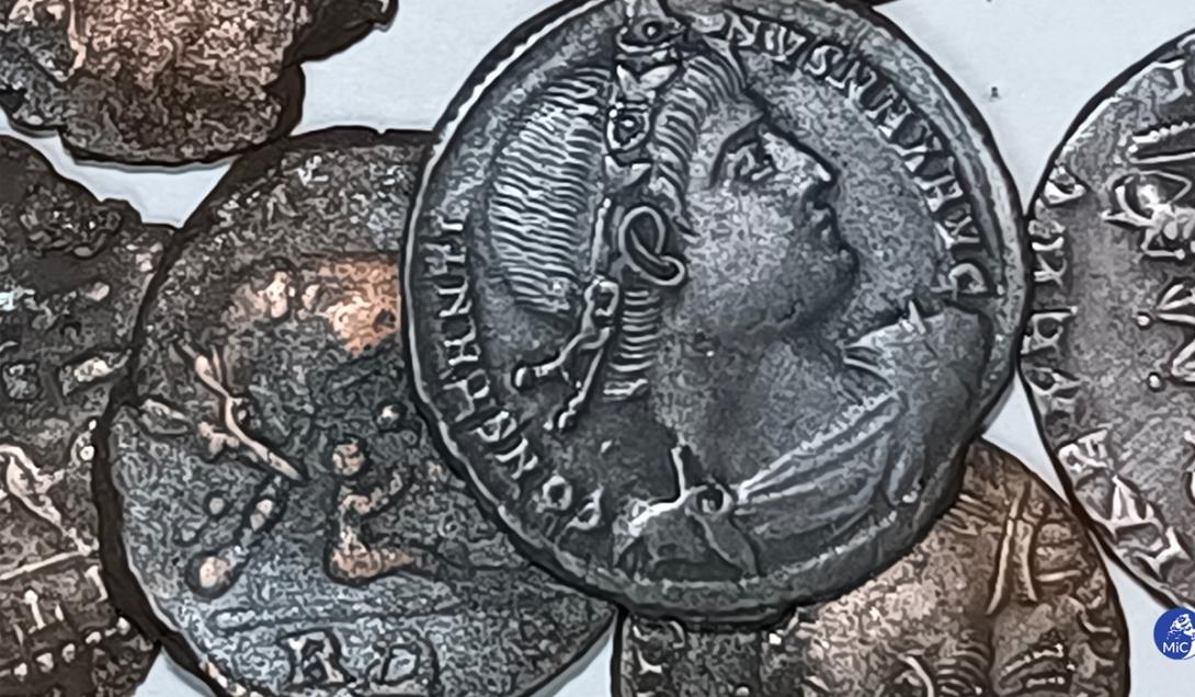 Mergulhador encontra mais de 30 mil moedas do Império Romano na Itália-0